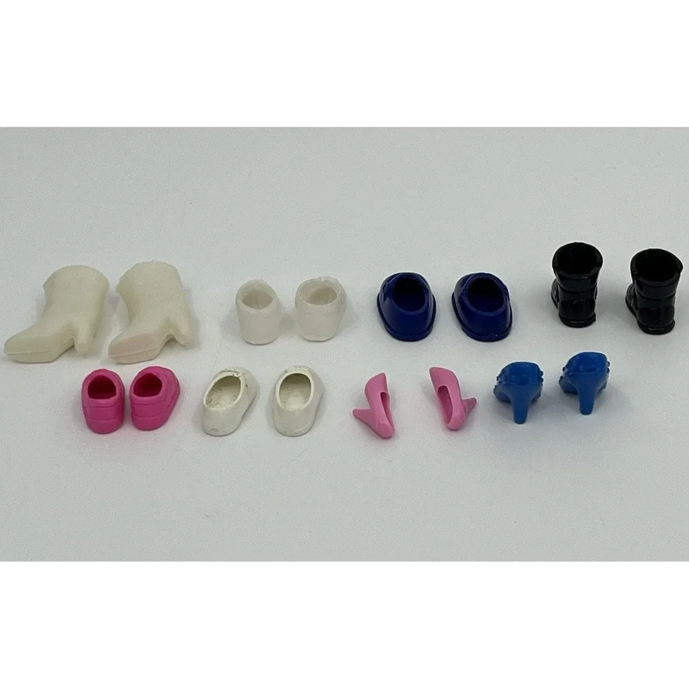 Vintage Lot of Shoes and Boots For Barbie Kelly Stacie Dolls 8 Pairs